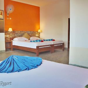 Deluxe Triple Room Sea View